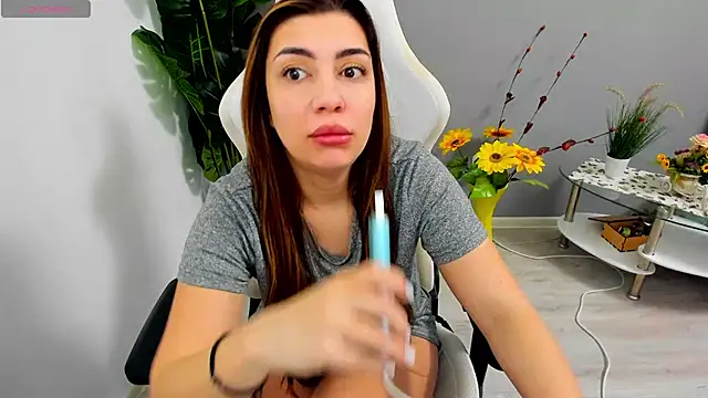 EveEvian online show from February 24, 2026, 11:52 am