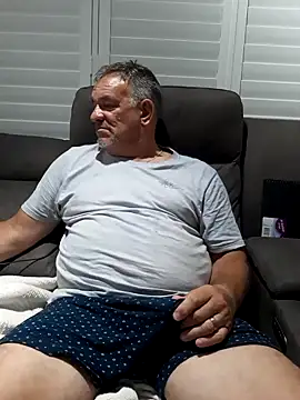 Cock-a-saurus68 online show from January 23, 2025, 11:04 am