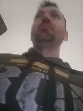 Snapshot of florin421 chatting on March 14, 2026, 2:00 pm florin421 online show from March 14, 2026, 2:00 pm