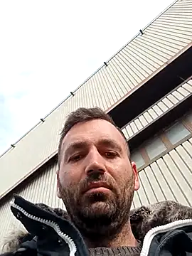 Snapshot of florin421 chatting on March 21, 2026, 7:24 am florin421 online show from March 21, 2026, 7:24 am