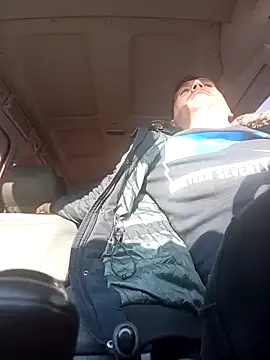 Snapshot of florin421 chatting on March 23, 2026, 6:50 am florin421 online show from March 23, 2026, 6:50 am