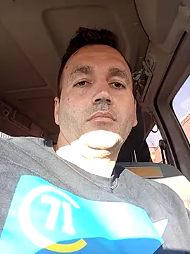 Snapshot of florin421 chatting on March 24, 2026, 6:40 am florin421 online show from March 24, 2026, 6:40 am