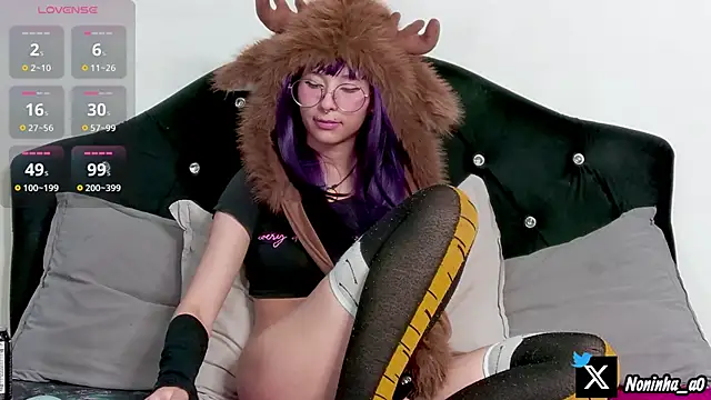 nonawhitemm online show from June 11, 2026, 2:53 am