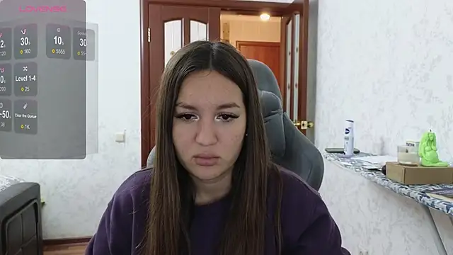 Snapshot of Nelly_Fischer chatting on December 4, 2024, 12:25 pm Nelly Fischer online show from December 4, 2024, 12:25 pm