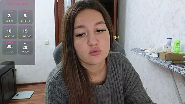 Snapshot of Nelly_Fischer chatting on December 5, 2024, 2:55 pm Nelly Fischer online show from December 5, 2024, 2:55 pm