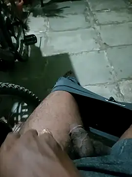 samlord261 online show from April 19, 2026, 5:07 am