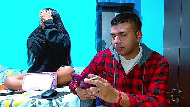 Snapshot of 2ScarletandRyan8 chatting on January 24, 2025, 11:04 am 2ScarletandRyan8 online show from January 24, 2025, 11:04 am