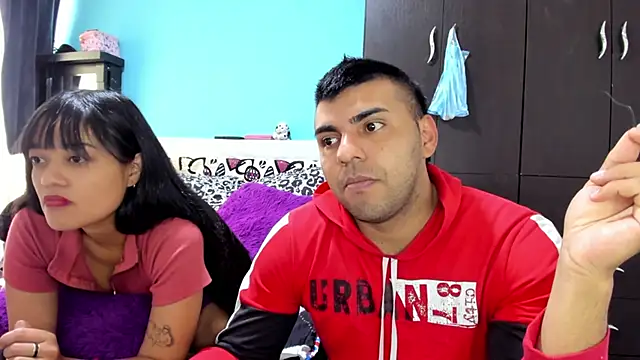 Snapshot of 2ScarletandRyan8 chatting on October 8, 2025, 5:10 pm 2ScarletandRyan8 online show from October 8, 2025, 5:10 pm