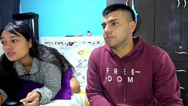 Snapshot of 2ScarletandRyan8 chatting on November 16, 2025, 11:05 am 2ScarletandRyan8 online show from November 16, 2025, 11:05 am