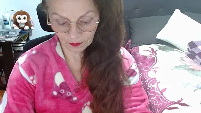 asleycavta online show from September 13, 2025, 2:00 am