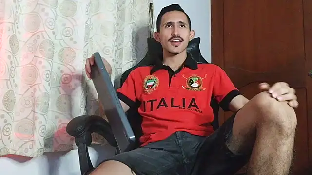 HomeAloneK online show from June 8, 2026, 7:36 pm