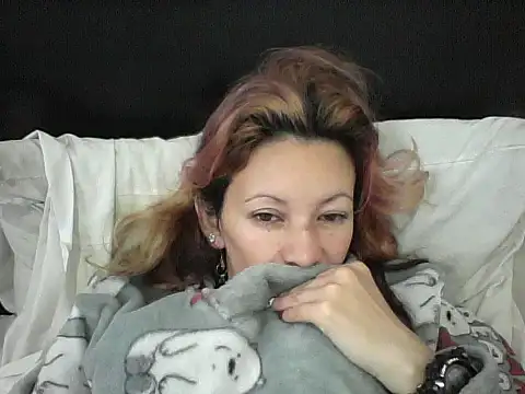 Snapshot of Paulita_x3 chatting on December 27, 2024, 11:39 am Paulita x3 online show from December 27, 2024, 11:39 am