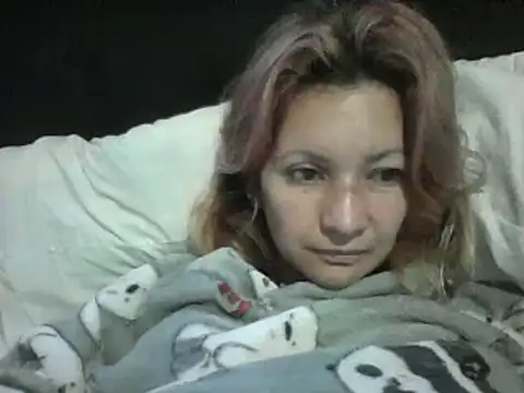 Snapshot of Paulita_x3 chatting on February 15, 2025, 11:17 am Paulita x3 online show from February 15, 2025, 11:17 am