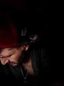 Nawtyslaveteen online show from January 13, 2026, 1:11 am