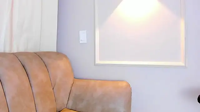 Snapshot of Lia_walton chatting on March 18, 2025, 12:03 pm Lia walton online show from March 18, 2025, 12:03 pm