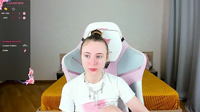 Cowell Adelina online show from October 26, 2025, 11:16 am