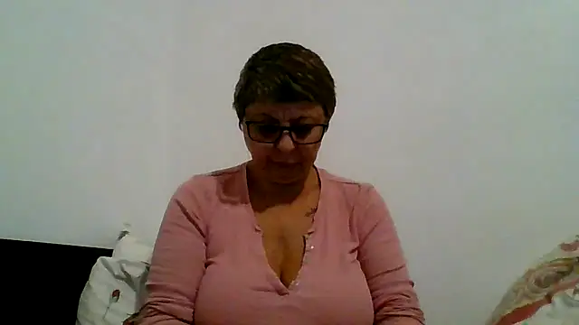 roseblak42 online show from November 7, 2025, 3:45 pm