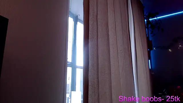 MollyPercocet-13 online show from April 6, 2026, 4:46 am