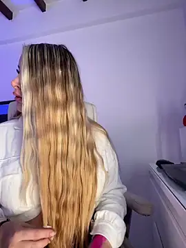 natashasweet online show from February 15, 2025, 4:47 am