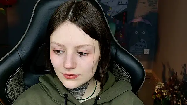 Snapshot of VeliraBraitberg chatting on March 23, 2025, 8:15 am VeliraBraitberg online show from March 23, 2025, 8:15 am