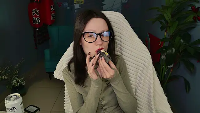 VeliraBraitberg online show from March 29, 2026, 3:45 pm