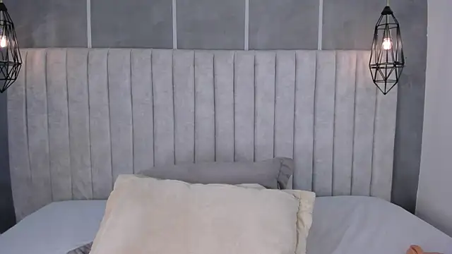 lea gray online show from March 11, 2025, 7:03 pm