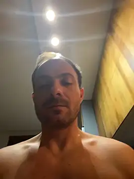 Adventurehotman online show from March 18, 2026, 11:52 pm