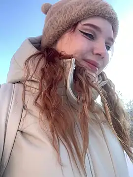 AmmyHot online show from February 7, 2025, 4:06 am