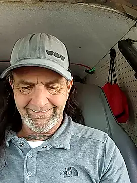 Snapshot of Hotbodyscottie chatting on December 10, 2024, 5:33 pm Hotbodyscottie online show from December 10, 2024, 5:33 pm