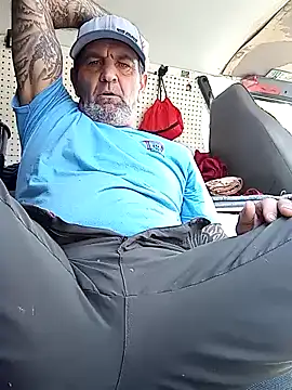 Snapshot of Hotbodyscottie chatting on December 16, 2024, 3:22 pm Hotbodyscottie online show from December 16, 2024, 3:22 pm