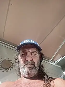 Snapshot of Hotbodyscottie chatting on October 17, 2025, 8:44 pm Hotbodyscottie online show from October 17, 2025, 8:44 pm