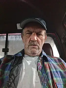 Snapshot of Hotbodyscottie chatting on February 21, 2026, 8:37 am Hotbodyscottie online show from February 21, 2026, 8:37 am