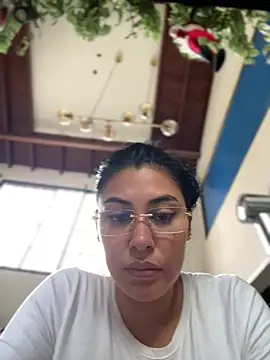 Snapshot of Sol_Miller chatting on December 12, 2024, 5:04 pm Sol Miller online show from December 12, 2024, 5:04 pm