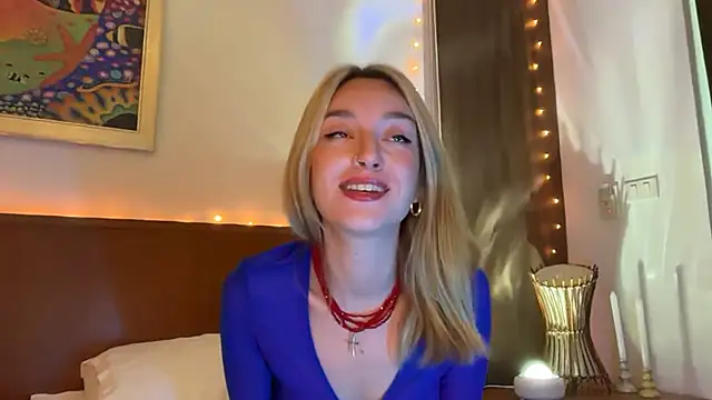 SirenaBelle online show from November 8, 2025, 12:00 am