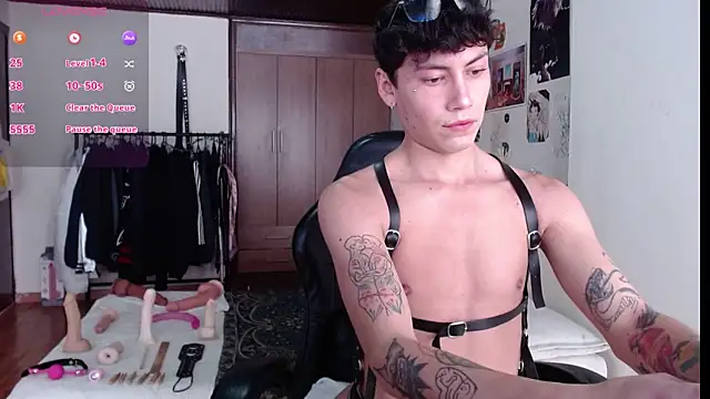 Amahd696 online show from March 31, 2026, 3:34 pm