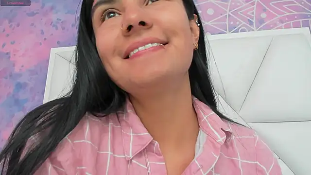 atilanadiaz7 online show from September 10, 2025, 4:07 pm