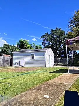 Twin2222 online show from September 19, 2025, 7:03 pm