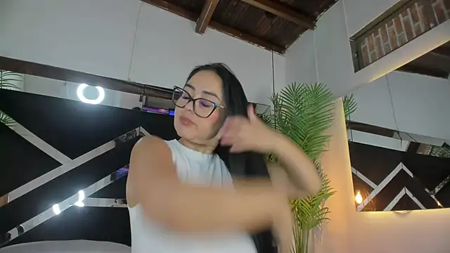 emily-fox online show from March 25, 2026, 11:05 am