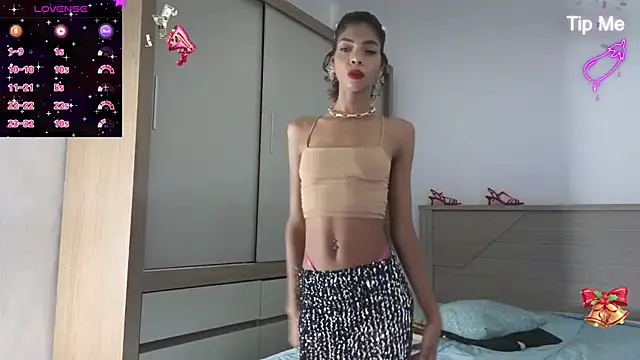 ElisaBoyer online show from January 2, 2025, 10:22 pm