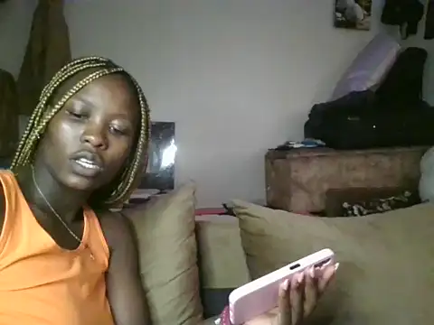 Snapshot of Sonnia_ chatting on January 5, 2025, 10:32 am Sonnia online show from January 5, 2025, 10:32 am