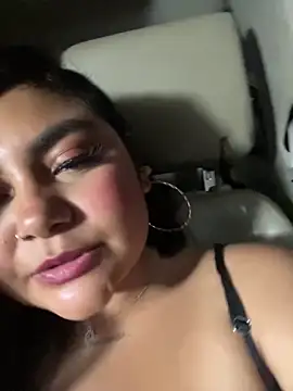 Snapshot of Juli_Walker chatting on February 28, 2026, 2:34 am Juli Walker online show from February 28, 2026, 2:34 am