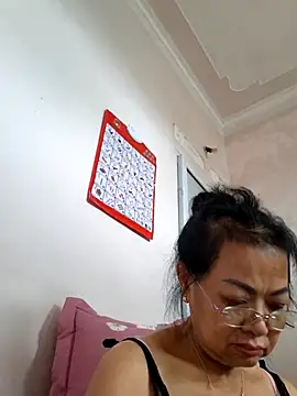 Hotestlove online show from October 26, 2025, 4:07 am