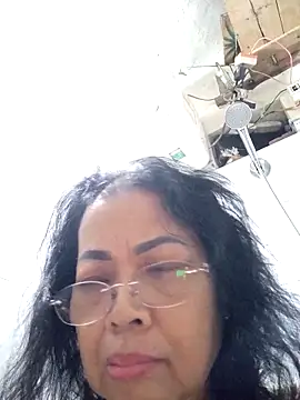 Hotestlove online show from December 3, 2025, 11:03 pm