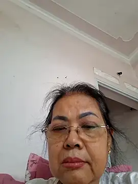 Hotestlove online show from April 1, 2026, 1:39 am