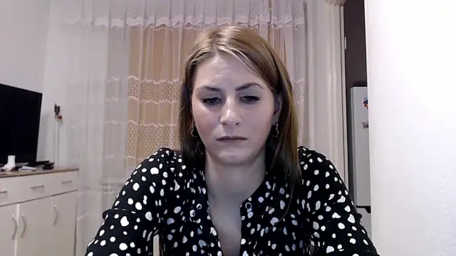 Snapshot of DagmarieFlirt chatting on December 29, 2024, 10:25 pm DagmarieFlirt online show from December 29, 2024, 10:25 pm