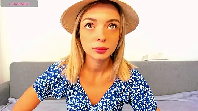 Snapshot of _ellen_meow_ chatting on October 11, 2025, 12:15 pm ellen meow online show from October 11, 2025, 12:15 pm
