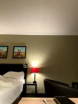 Snapshot of slimcateee chatting on January 18, 2026, 6:17 am slimcateee online show from January 18, 2026, 6:17 am