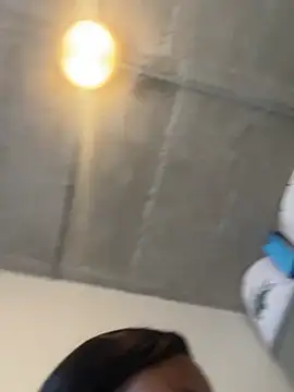 Snapshot of slimcateee chatting on February 22, 2026, 8:35 am slimcateee online show from February 22, 2026, 8:35 am