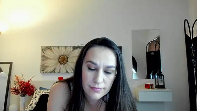 JoyCasidy online show from April 2, 2026, 12:03 pm