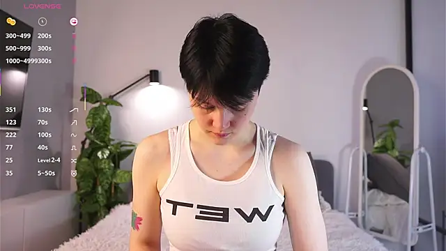 MaryCoopeer online show from February 20, 2025, 5:12 am